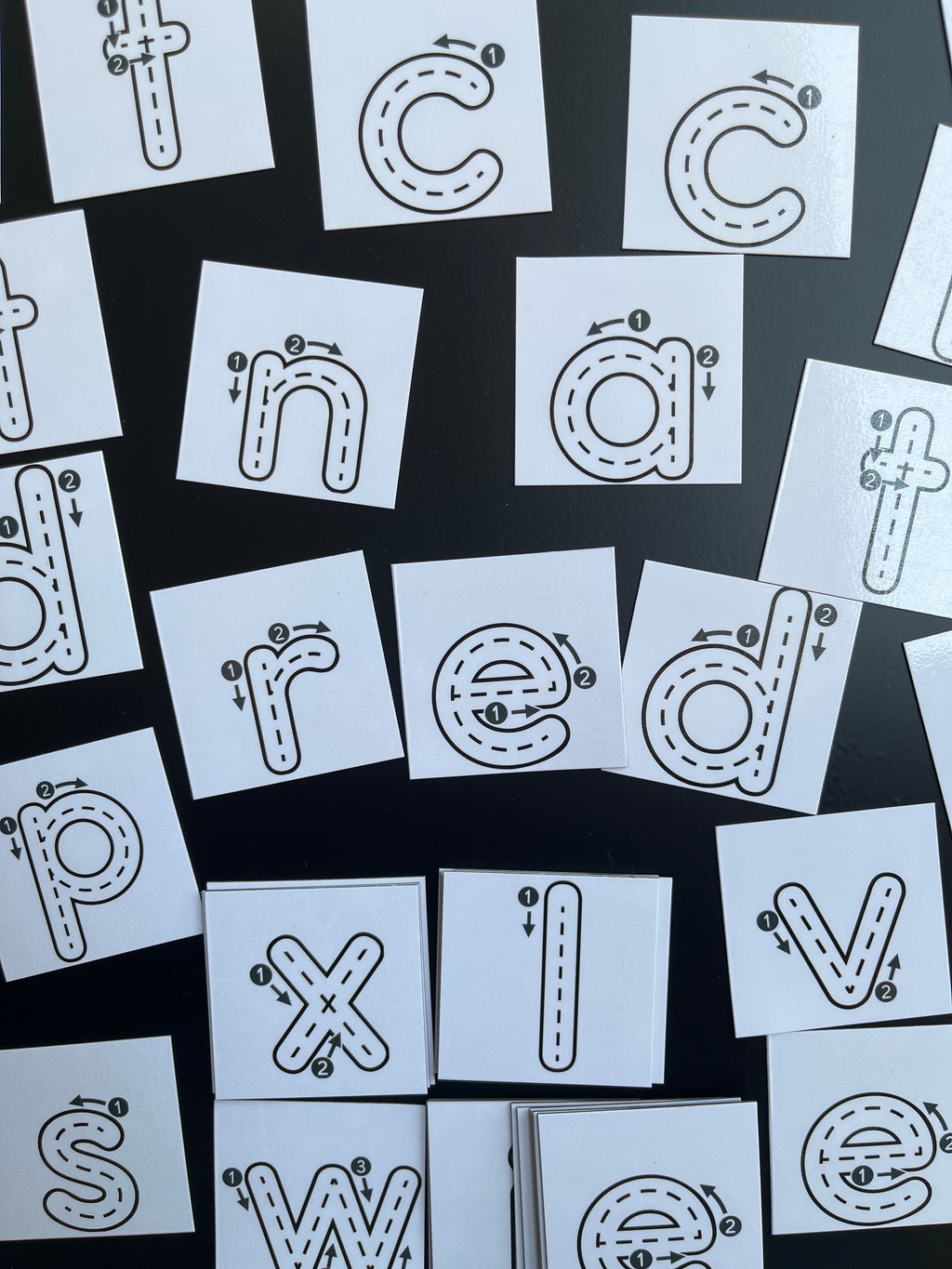 English Magnetic Word Building Set 50 Pieces - Supports KS1 Learning - Reading, Writing, Phonics and Spelling